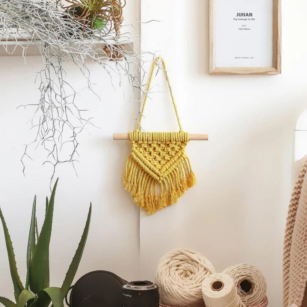 2 Macrame Pieces - Picture 3 of 4